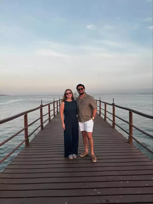 Alejandro Peña Pretelini y Marian Ralph cumplen un año de novios