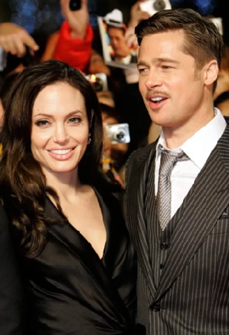 Como regalo de San Valentín, la actriz dio a su novio este árbol de 200 años de edad, el cual simboliza paz, longevidad y estabilidad.