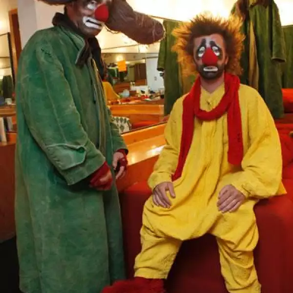 Backstage Slavas Snowshow