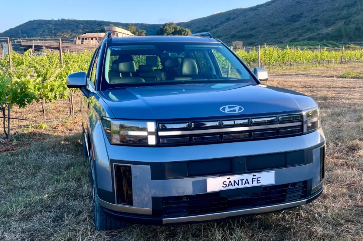 Hyundai Santa Fe 2025