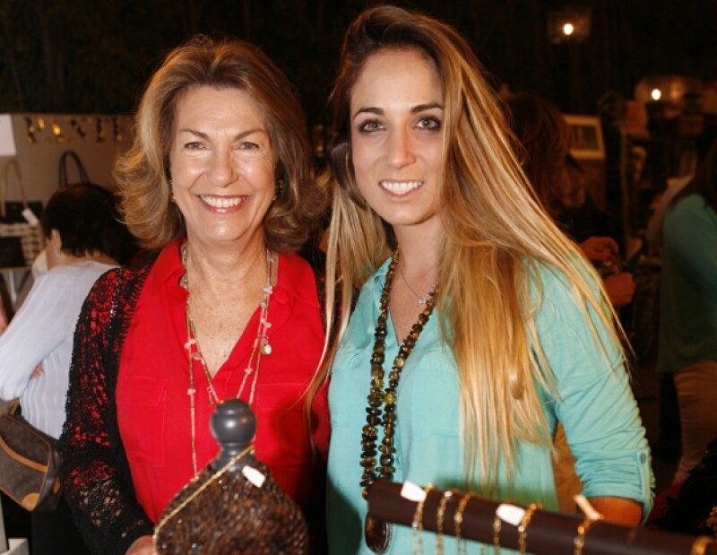 Marie Thérèse y Paula Arango.