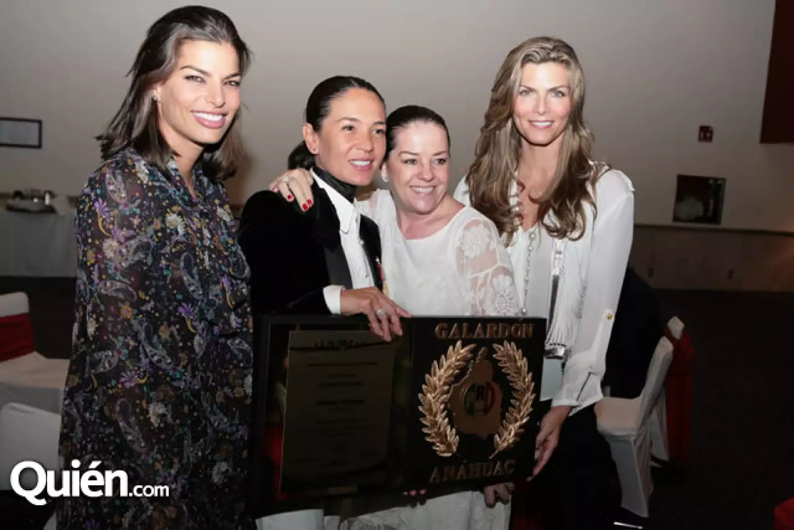 Bárbara Coppel,Yolanda Andrade,Isabel Lascurain,Montserrat Oliver