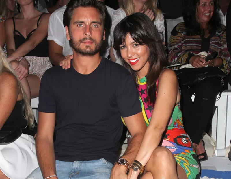 La separación de la hermana mayor de las Kardashian nos deja mucho que discutir, además nuestra experta en realeza nos trae los detalles del bautizo de Charlotte y Bárbara Coppel estrena romance.