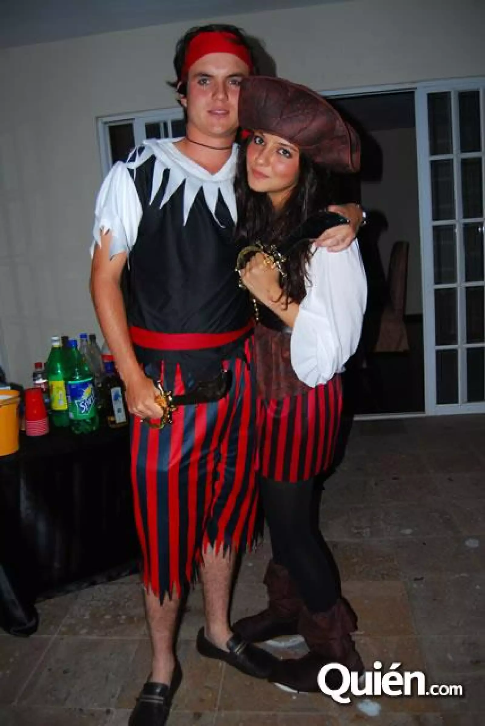 Fiesta de disfraces de parejas