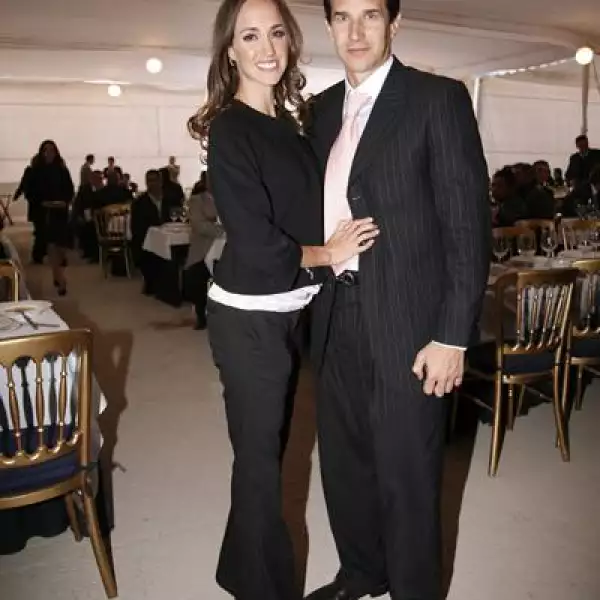 Olivia Peralta,Antonio Hidalgo