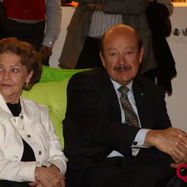 Julio Millan, Lucia de Millan