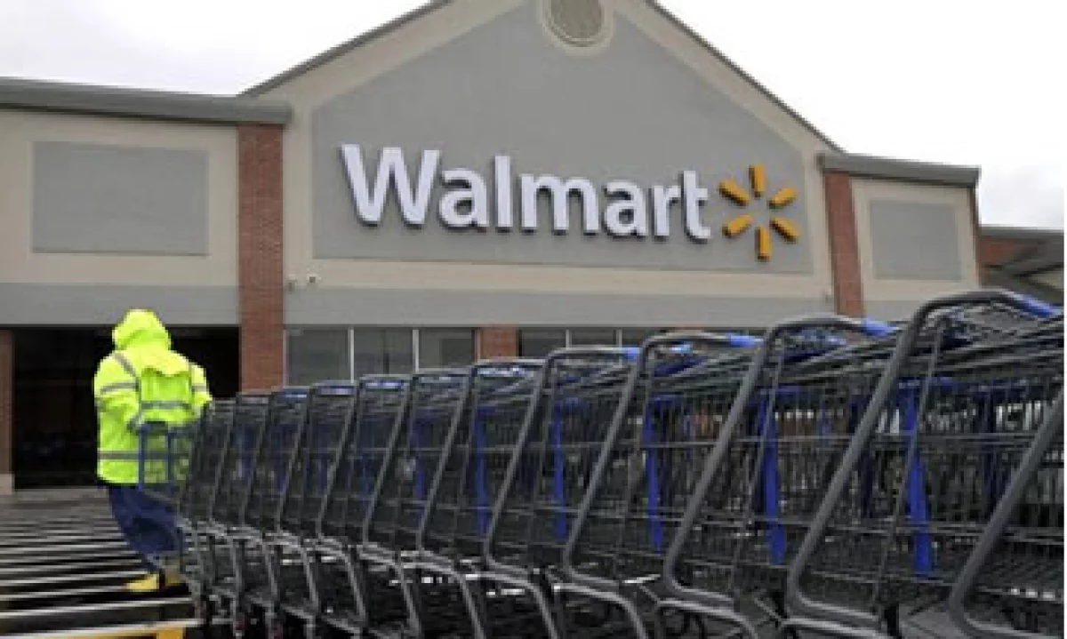 Walmart indicó que las protestas son parte de otra exagerada campaña contra la empresa. (Foto: AP)