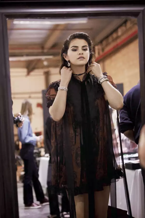 SELENA GOMEZ Coach FW18