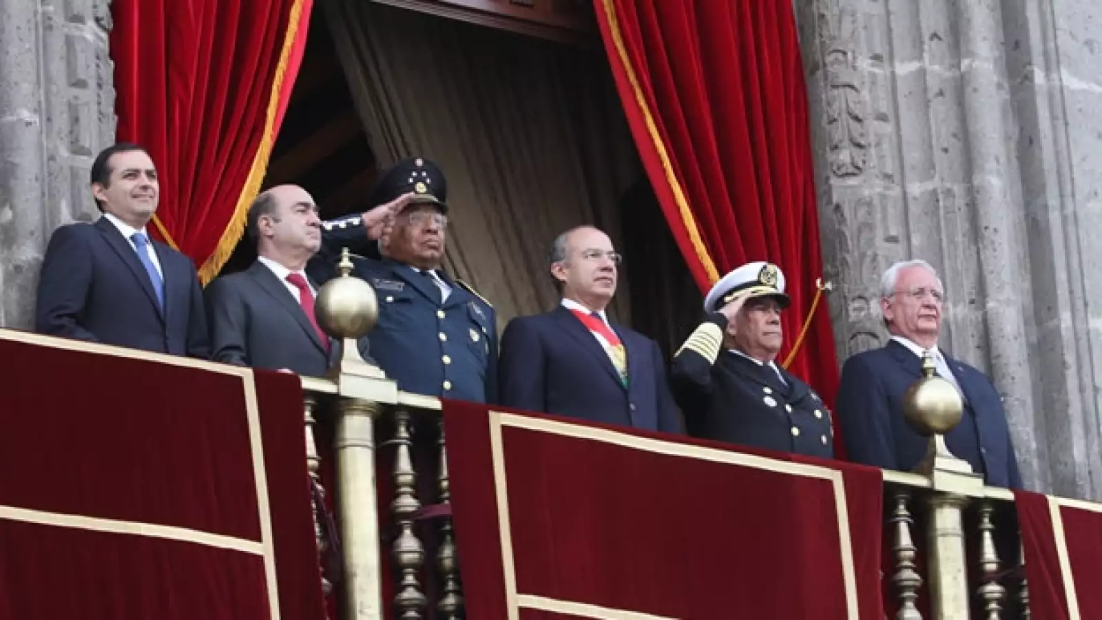 desfile_militar_palco