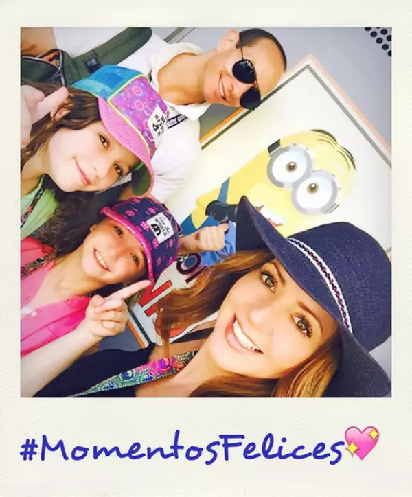 Después de algunas semanas complicadas, la familia decidió tomar la maletas para divertirse al máximo juntos.