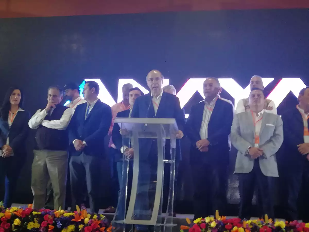 Piden esperar versión final del INE