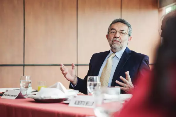 RAFAEL CARMONA.jpg