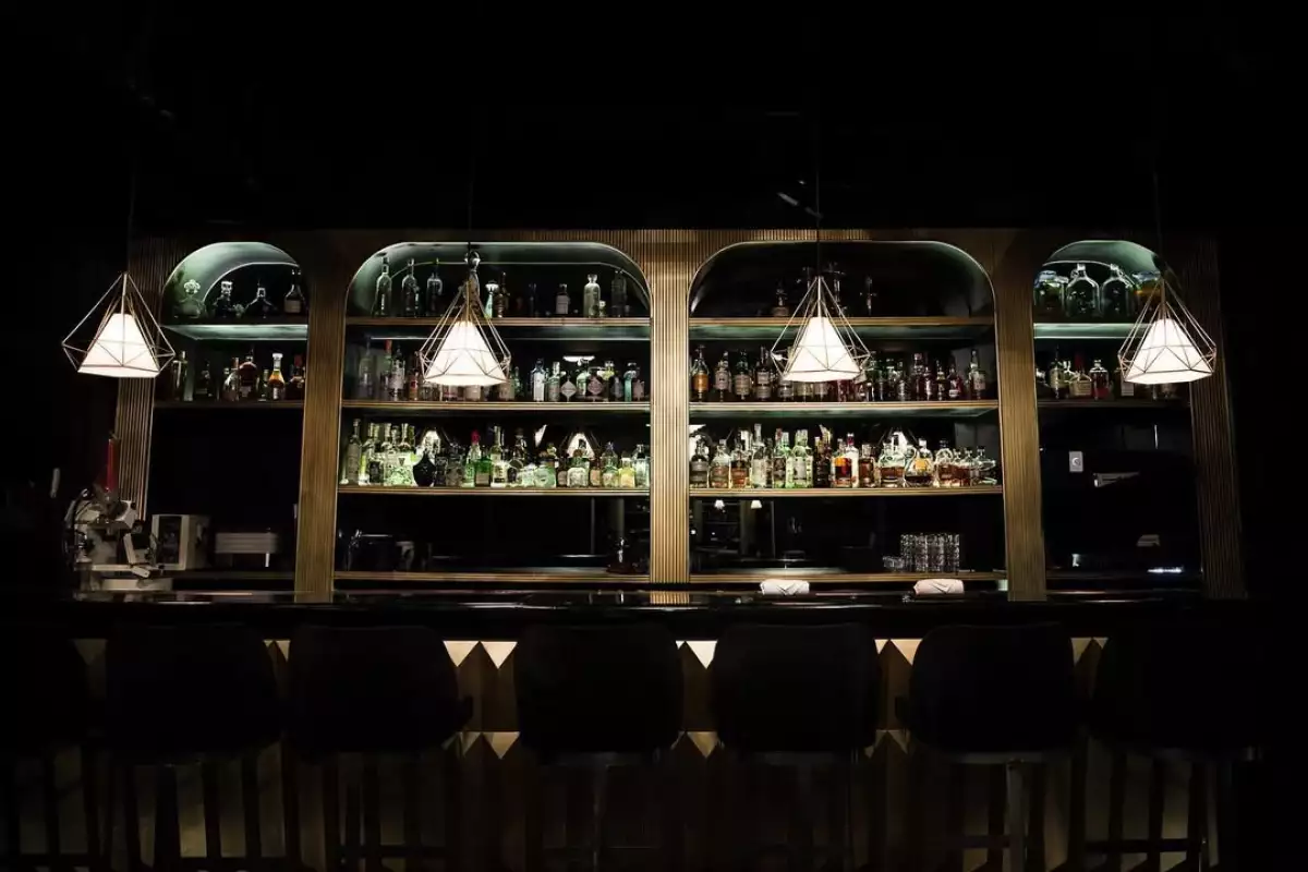 shake-shack-handshake-drink.jpg
