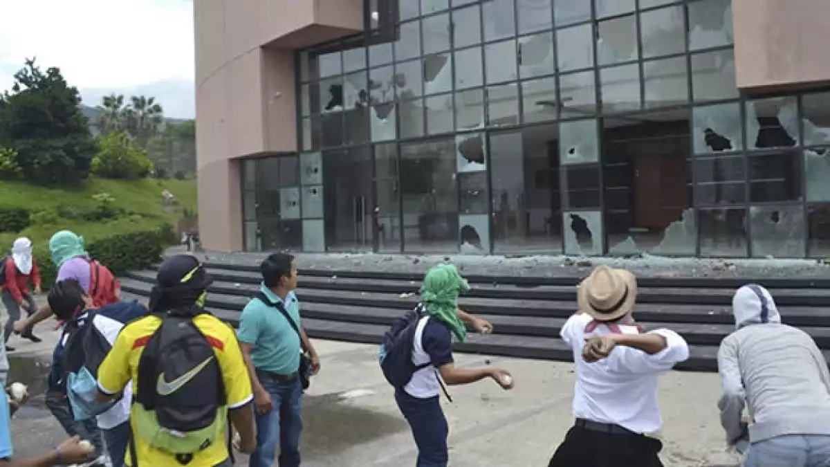 normalistas congreso