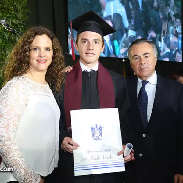 Margarita Fernández, Javier Alvarado y Javier Alvarado