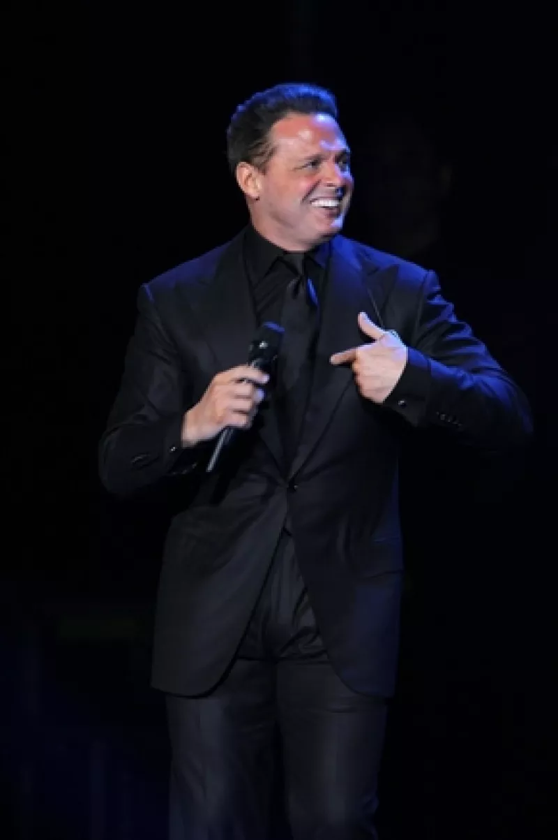 El cantante se presentaría en Montevideo, Uruguay, pero el show ha sido suspendido porque no generó la expectativa deseada.
