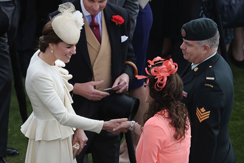 Kate es conocida por usar outfits low cost y repetir looks, no importa el evento.