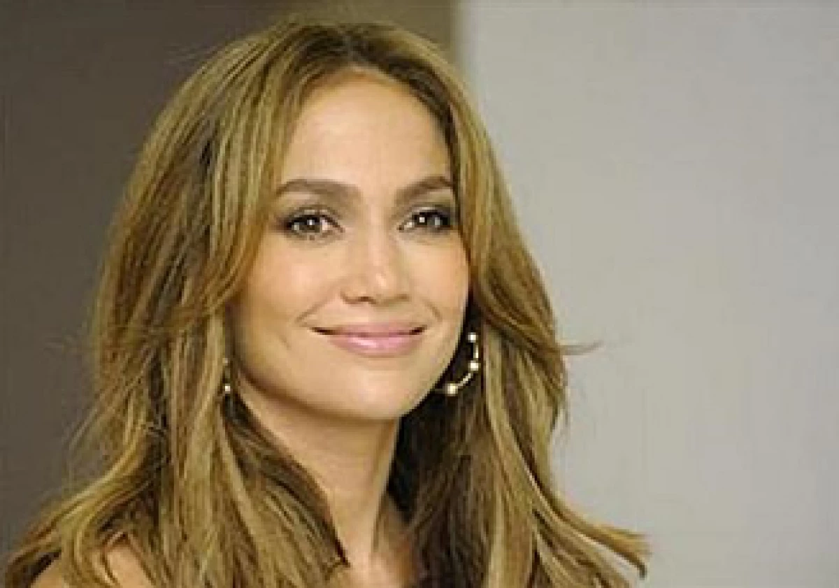 Lopez saltó a la fama en 1997, con la película “Selenaâ€. (Foto: Reuters)