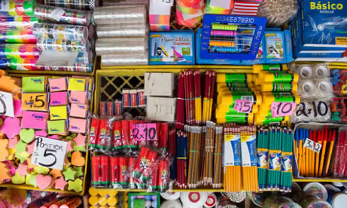El precio de la lista de útiles para primer grado de primaria oscila entre 145 y 450 pesos. (Foto: Cuartoscuro)