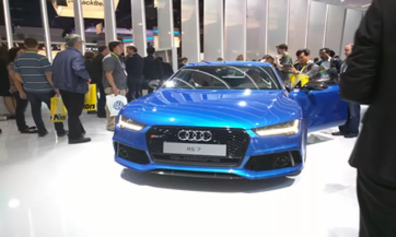 Audi también presentó un reloj inteligente, diseñado por LG exclusivamente para Audi, con el cual se podrán controlar los vehículos de esa marca. (Foto: Grupo Expansión)