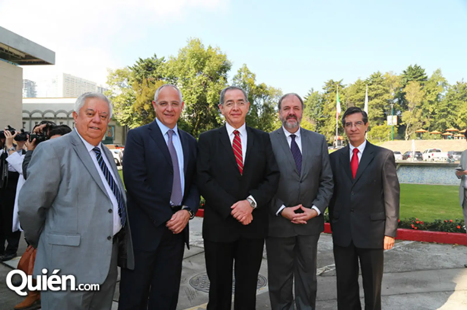 Ernesto Monroy, Gilberto Bernal, Héctor Esquivel, Sergio Aguilar y Jorge González Mejía