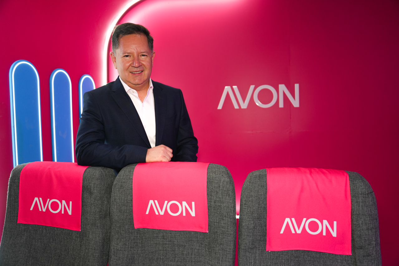 Avon renueva imagen y acelera innovación con inteligencia artificial