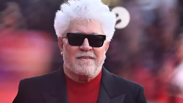 Pedro Almodóvar habla en entrevista sobre su película 'La habitación de al lado'