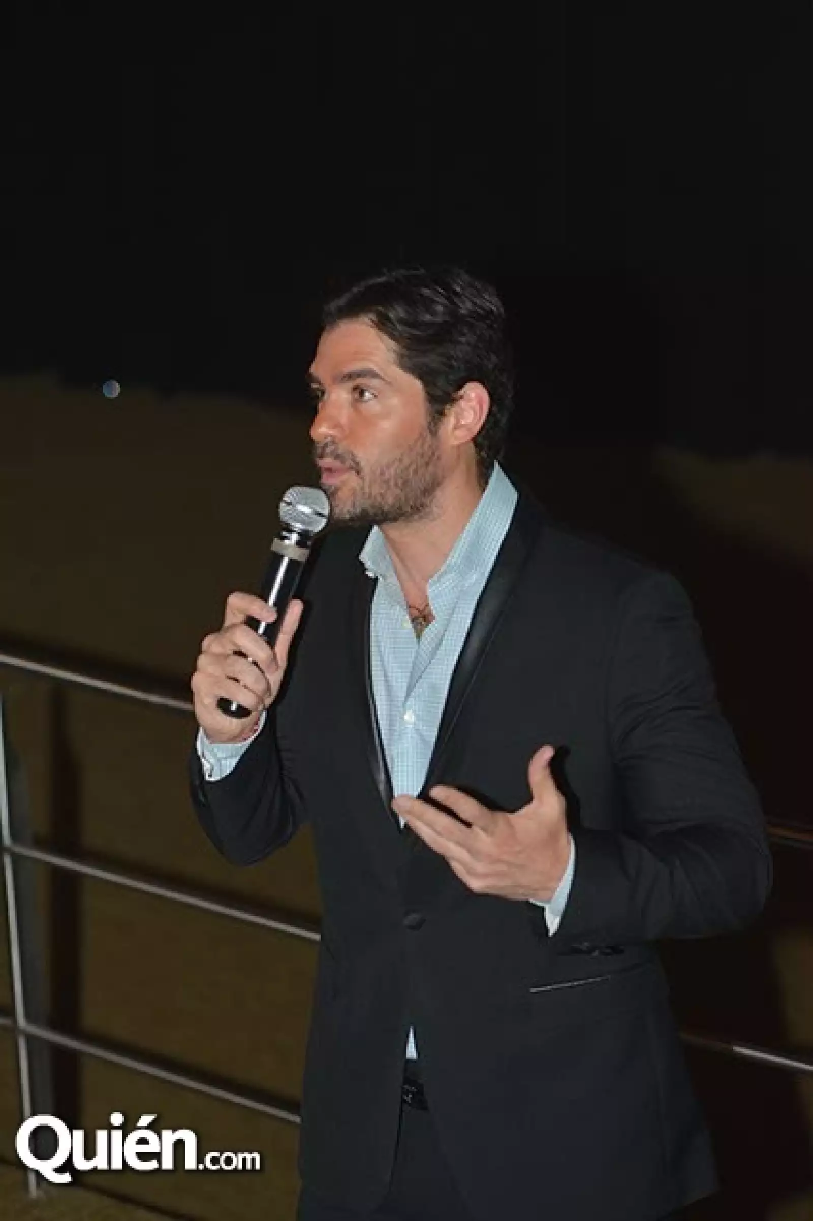 Eduardo Verástegui.