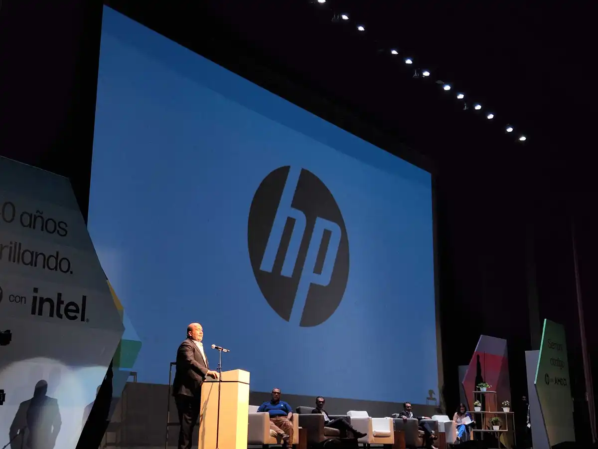 HP cumple 40 años