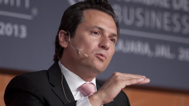En una mesa de la cumbre, el director general de la paraestatal, Emilio Lozoya Austin, aseguró que las empresas privadas se encuentran listas para invertir en Pemex