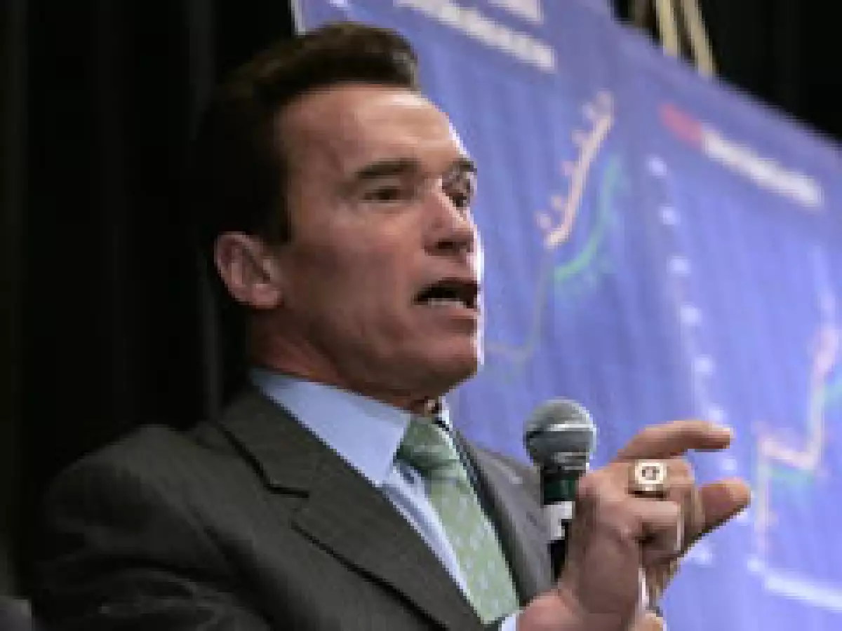 El gobierno de Arnold Schwarzenegger enfrenta un déficit de 42,000 millones de dólares. (Foto: Archivo)