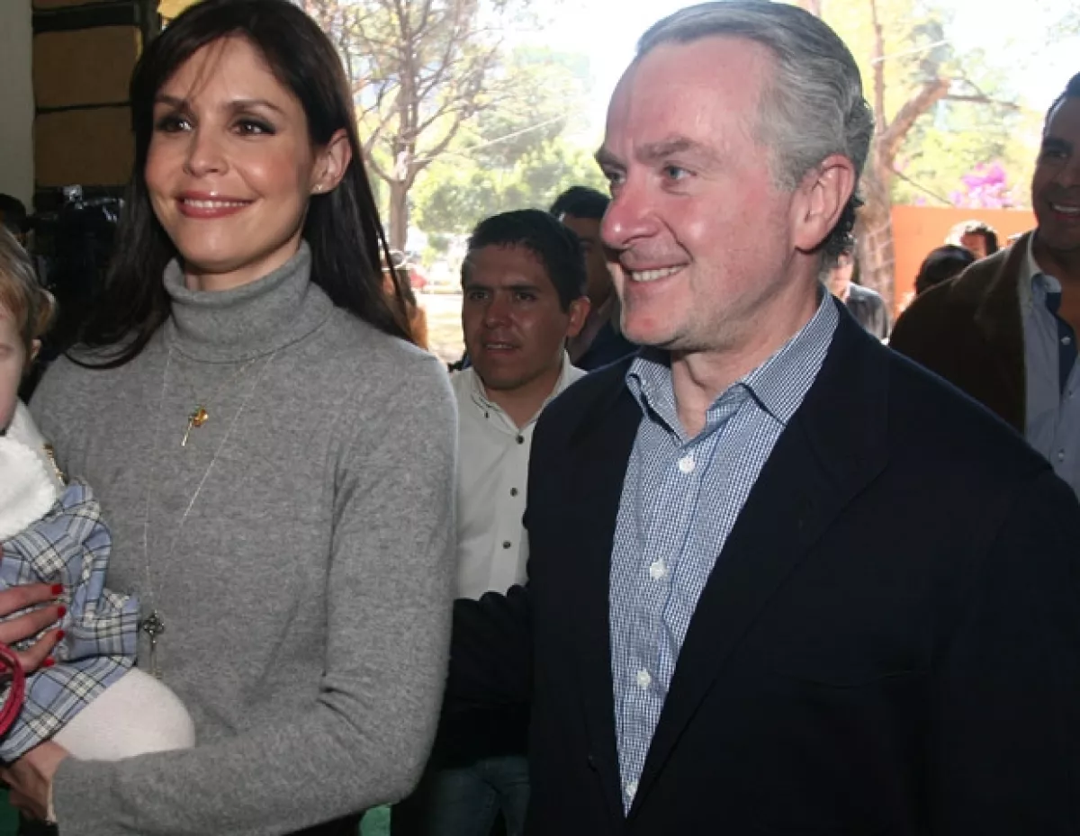 Paulina Velasco y Felipe Calderon.