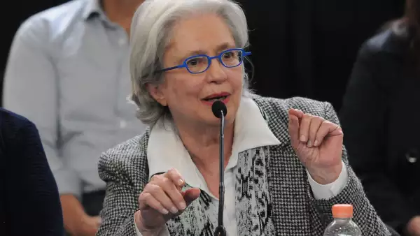 Llegada Embajadora Ecuador México  (4)