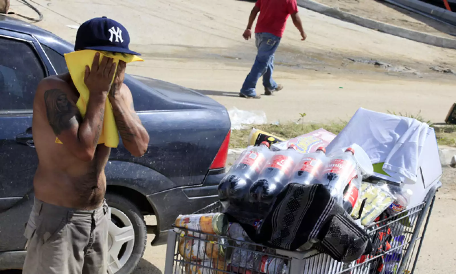 Los habitantes de la zona se quejaban de falta de comida y medicinas.