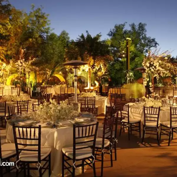 Decoración de boda al atardecer por Jaime gonzález