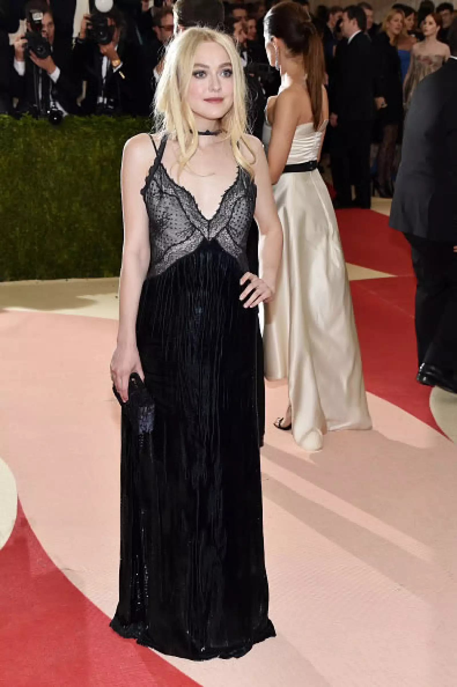 Dakota Johnson en Nina Ricci.