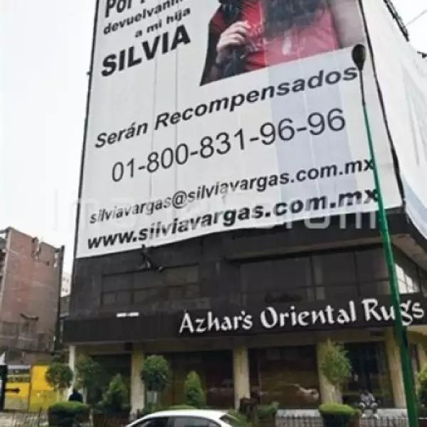 Desesperados. En agosto, la familia puso un espectacular en Mariano Escobedo y Circuito Interior con la foto de Silvia y los datos para que se comuniquen con ellos.