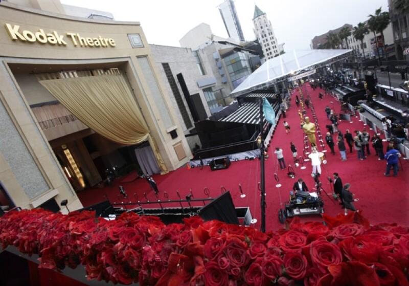 El Teatro Kodak luce hermoso a unas horas de que se realicen los Oscar.