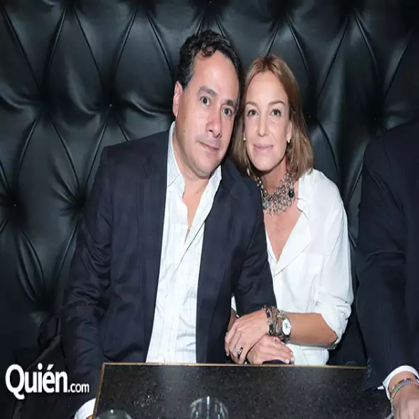 Gerardo Ruíz Mateos,Ana Lucia de Teresa