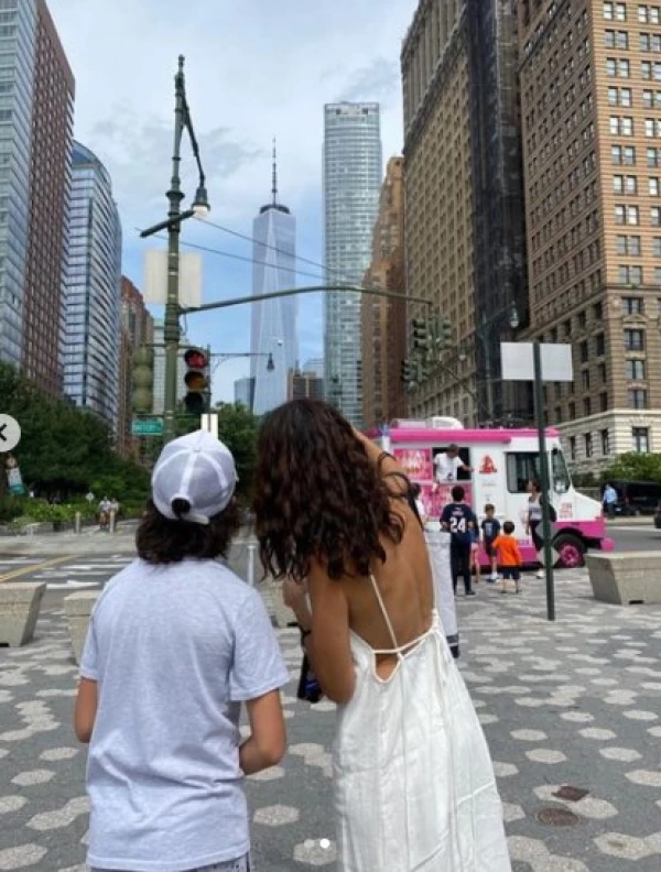 Cecilia Suárez y su hijo