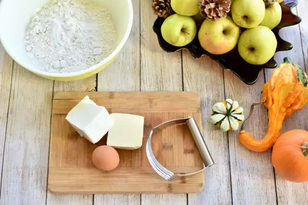 Fall harvest baking for Thanksgiving dinner pies and desserts