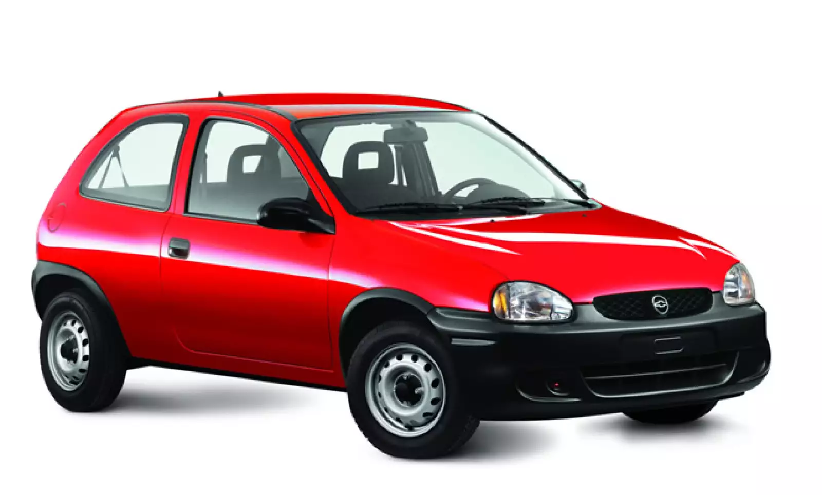 El modelo de General Motors (GM) llegó al mercado mexicano en 1994, disponible en dos carrocerías de 3 y 5 puertas.