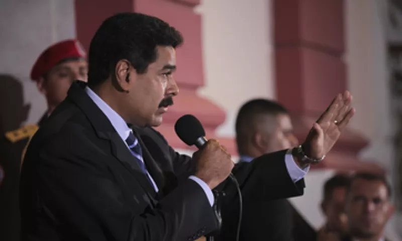 Maduro inició diálogos con políticos y empresarios opositores para calmar la tensión en Venezuela. (Foto: Reuters)