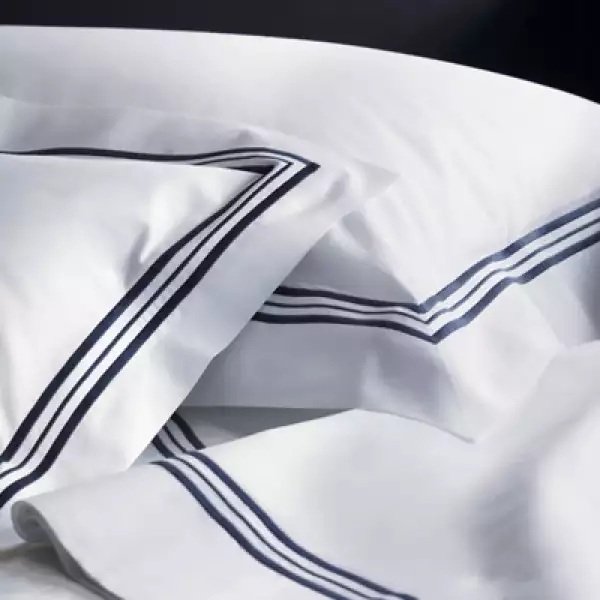 Esta colección ya está disponible en su tienda del DF y en otras tiendas departamentales de la República Mexicana.