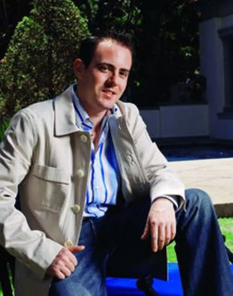 El periodista ganó en la categoría de entrevista por su trabajo `Luis Echeverría: entre lo personal y lo político´.