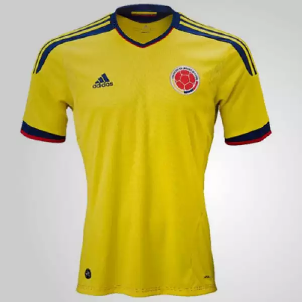 En su constante lucha por regresar a los primeros lugares, Hernán Darío ‘Bolillo’ Gómez llama a sus mejores hombres para esta justa continental. Puede comprar su jersey por 69.99 dólares.