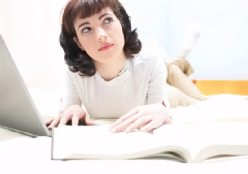 La comida y el teléfono representan los mayores gastos de los adolescentes. (Foto: Jupiter Images)
