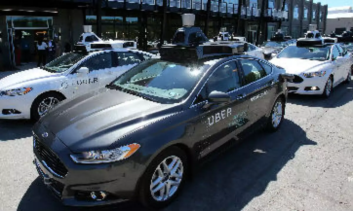 taxi Uber de Ford