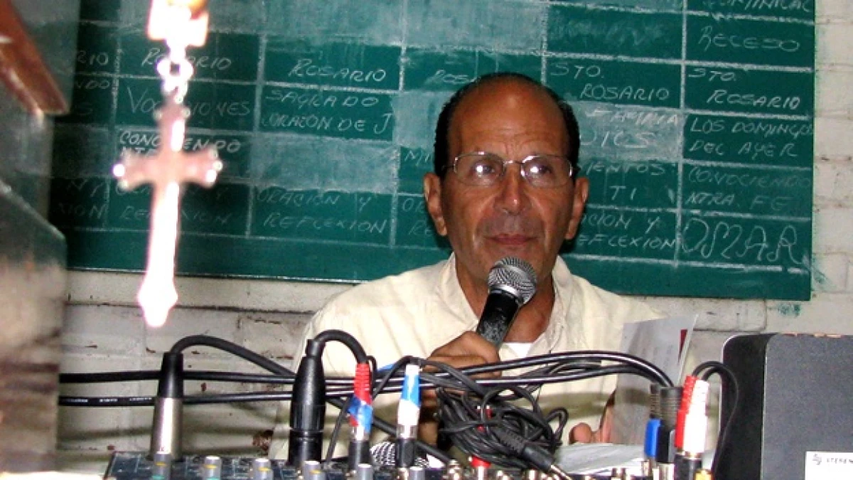 alejandro solalinde sacerdote en Oaxaca director de la casa del migrante
