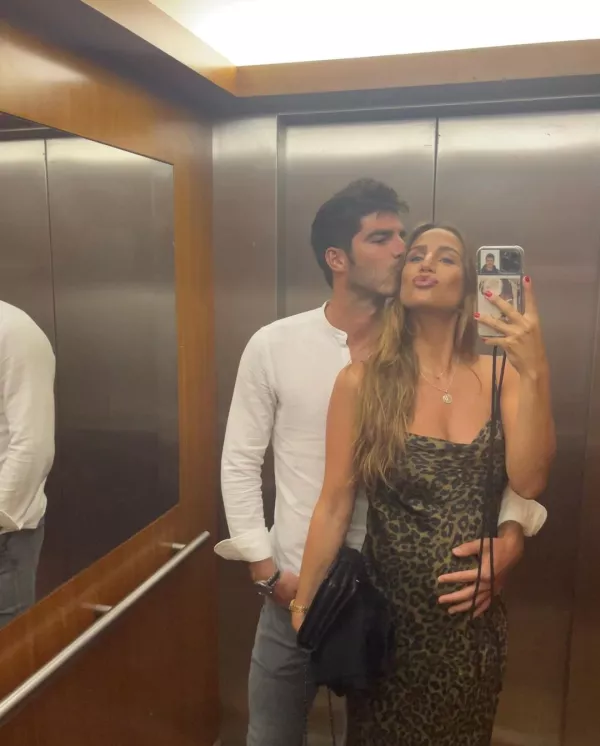 Lucía Villalón, ex novia del Chicharito, habla de la gastrosquisis que padece su hijo recién nacido